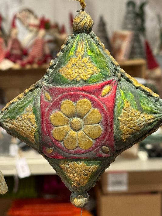 Julepynt pute Filipiniana