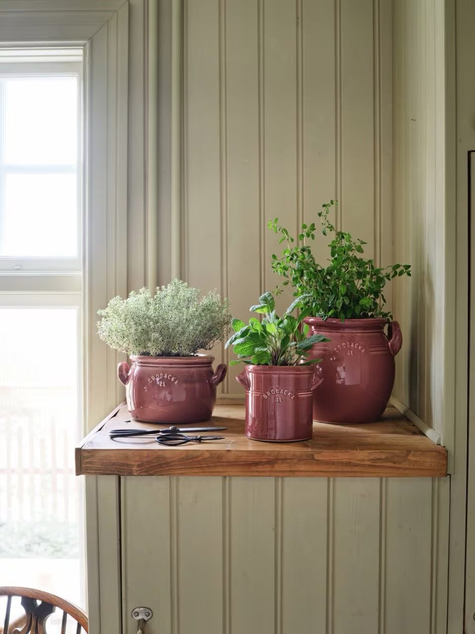 Krukke Brobacka 4 Liter burgunder Høy Strømshaga kommer inn 01.12
