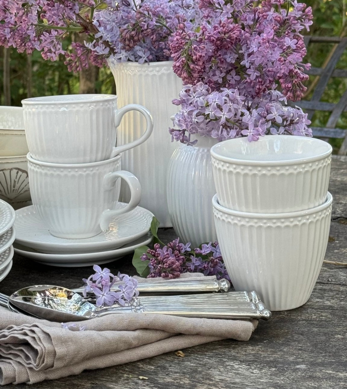 Latte kopp Alice hvit Greengate