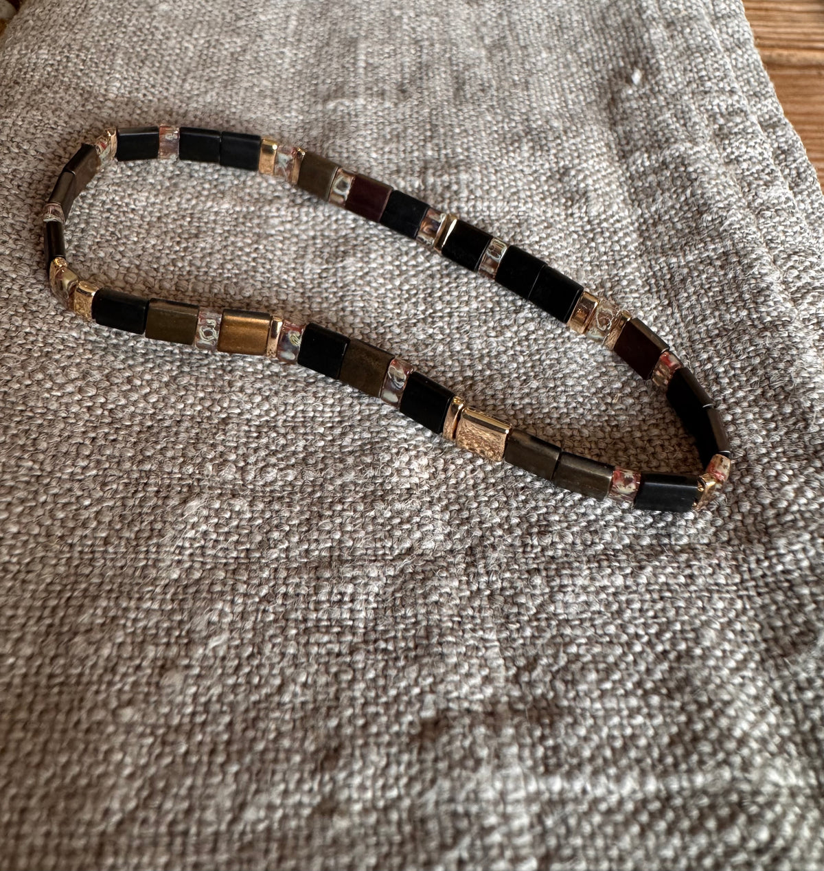Armbånd brunt matt Nordic icon
