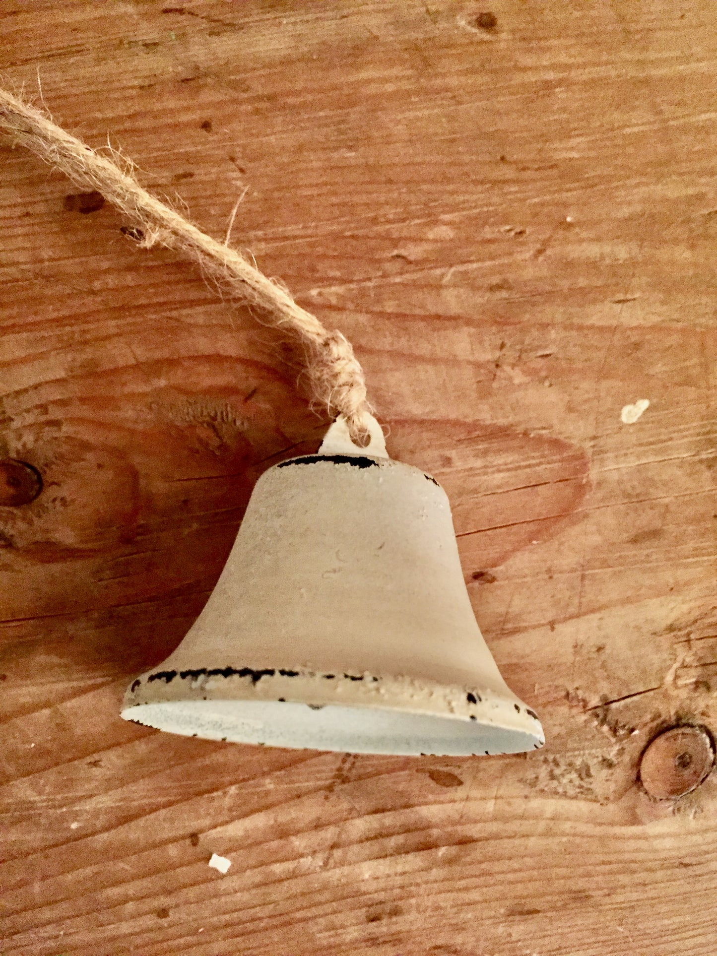 Bjelle hvit metall Alot Design