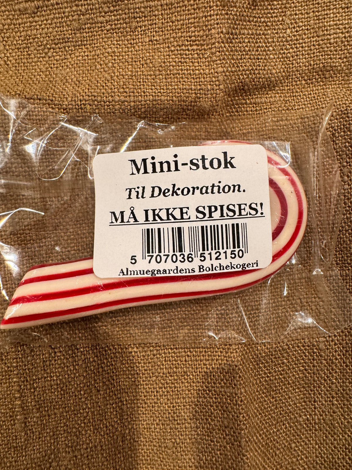 Stav polkagris kun til pynt Må ikke spises