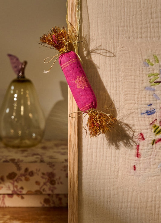 Toffee no 05 Vintage Kantha Magenta Elf Sissel Edelbo