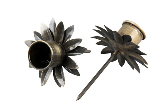 Lysholder antik messingfarget med spiss Alot