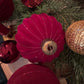 Julekule fløyel vinrød 8 cm Alot Decoration