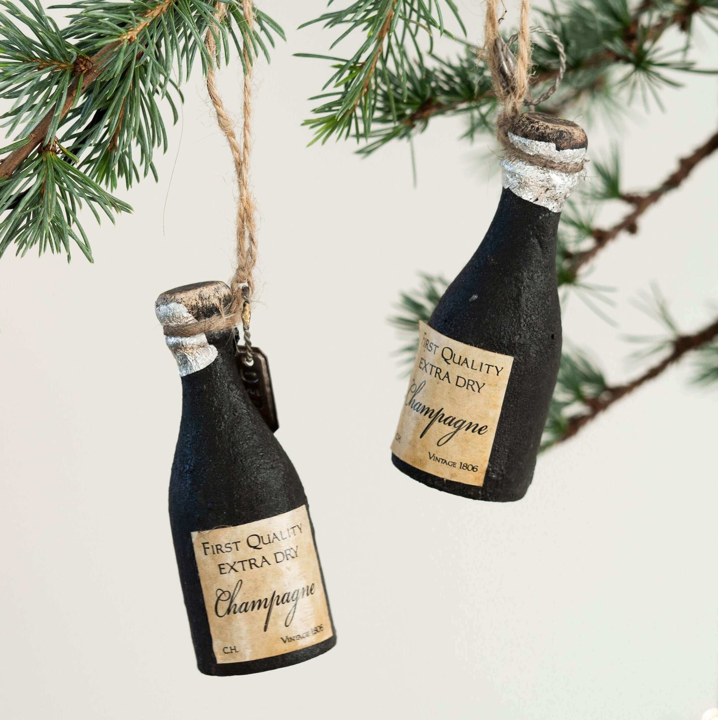 Julepynt champagne flaske Deus Living