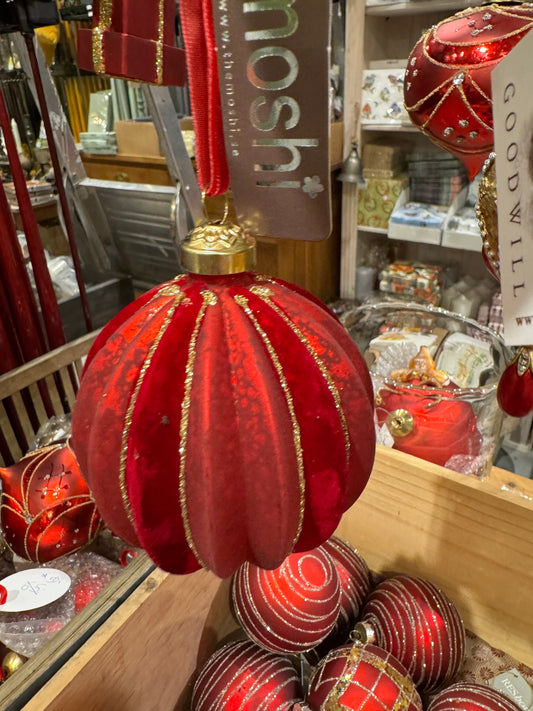 Julekule rød striper The Moshi