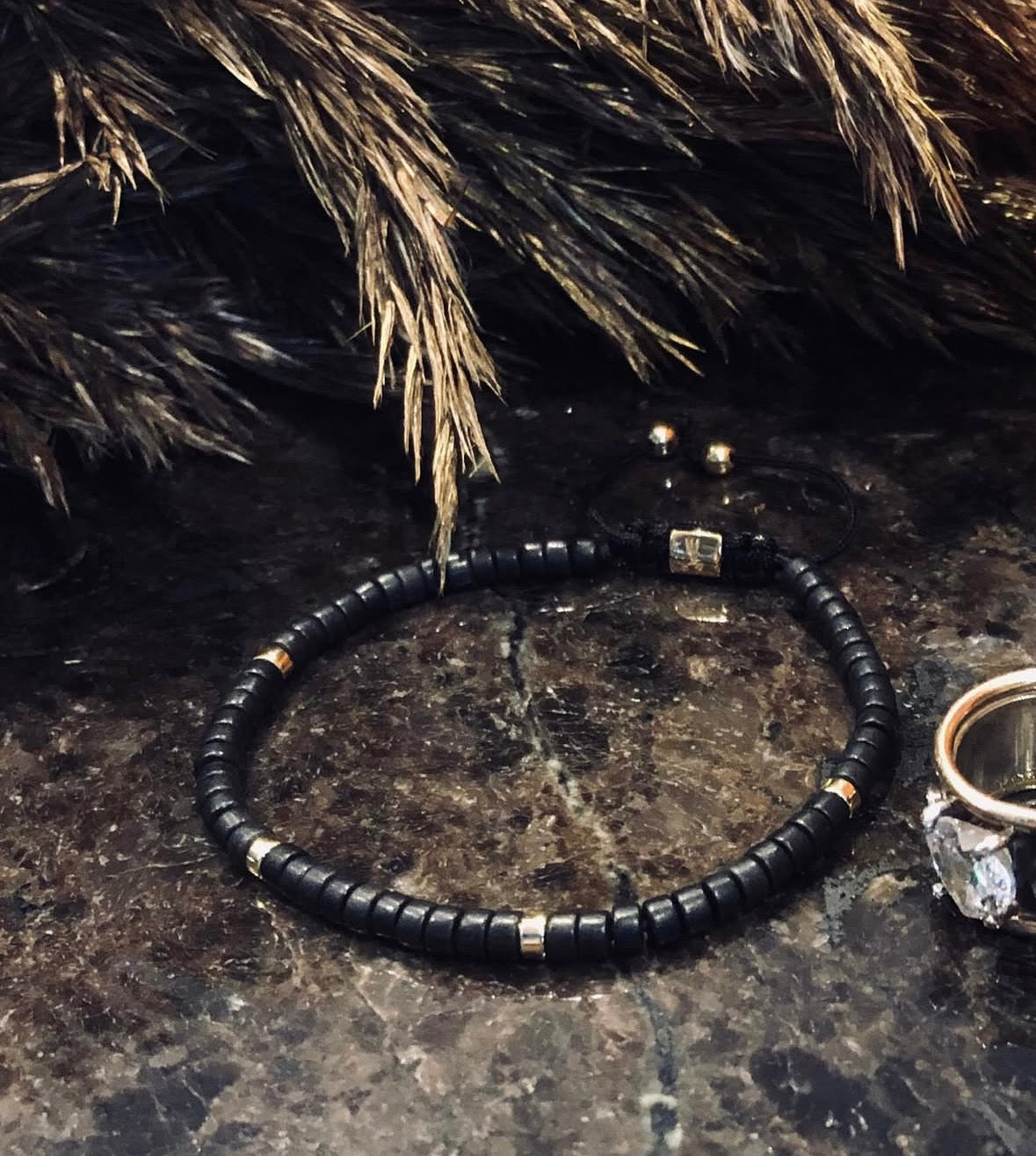 Armbånd sort Nordic Icon