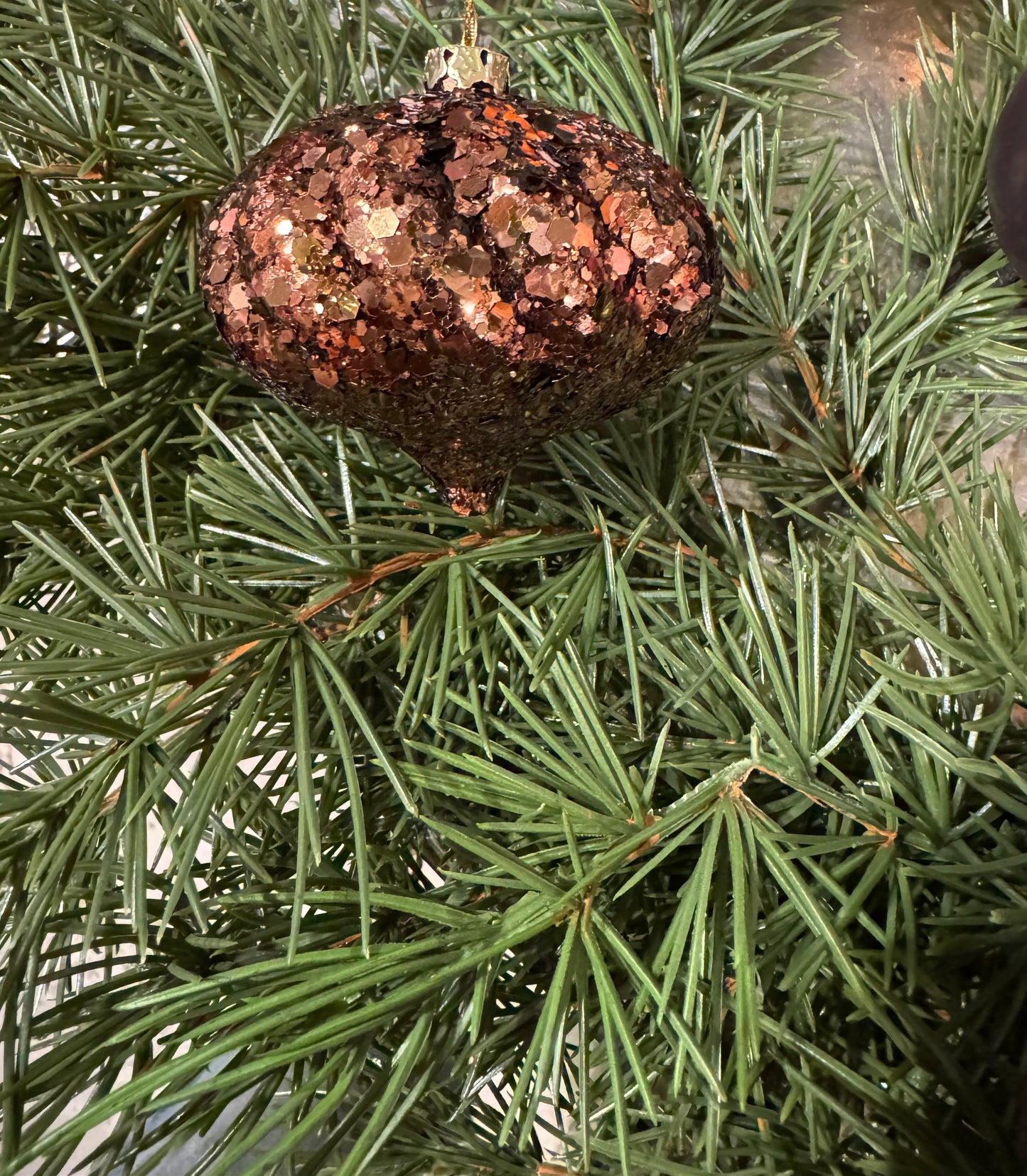 Julekule brun glitter dråpe løk Mr Plant