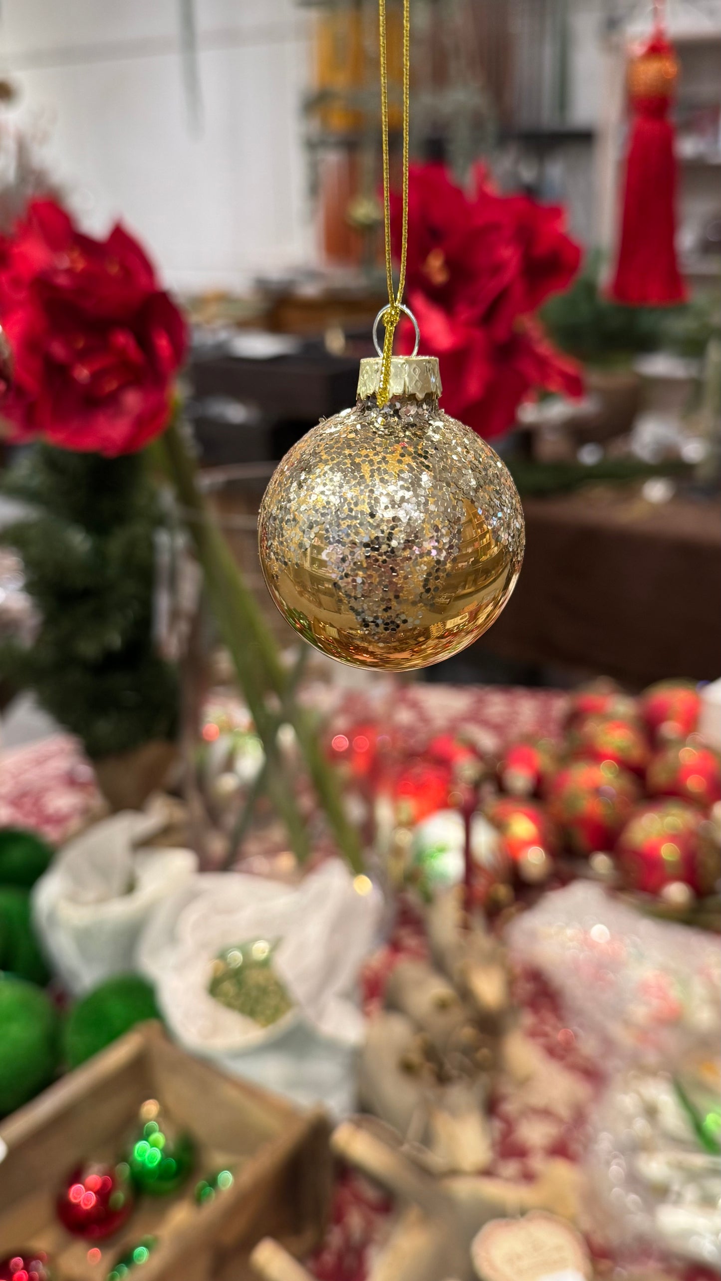 Julekule 5 cm gull med glitter Goodwill
