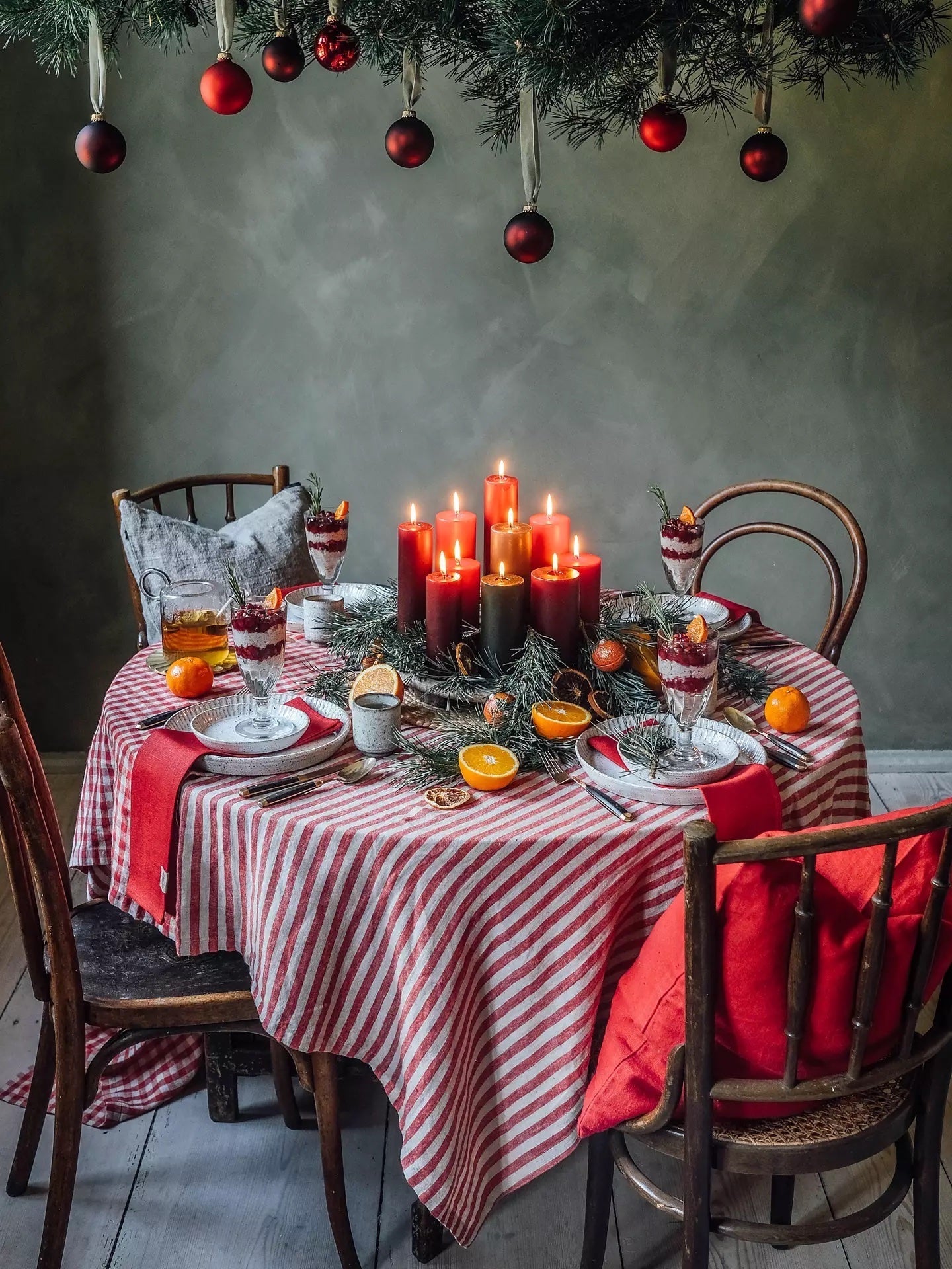 Misty Duk lin stripet rød og linfarget 145x250 Lovely linen