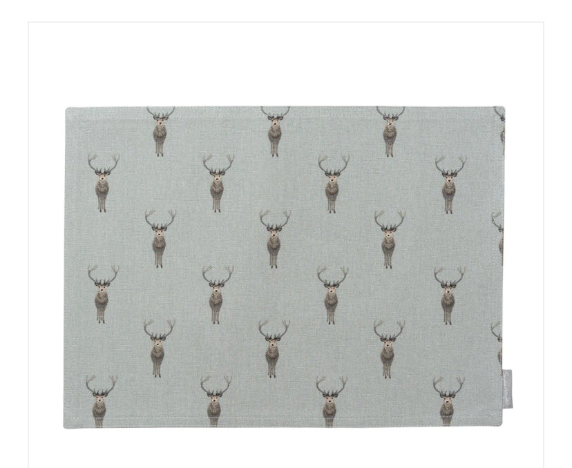 Dekkebrikke Hjort Highland Sophie Allport